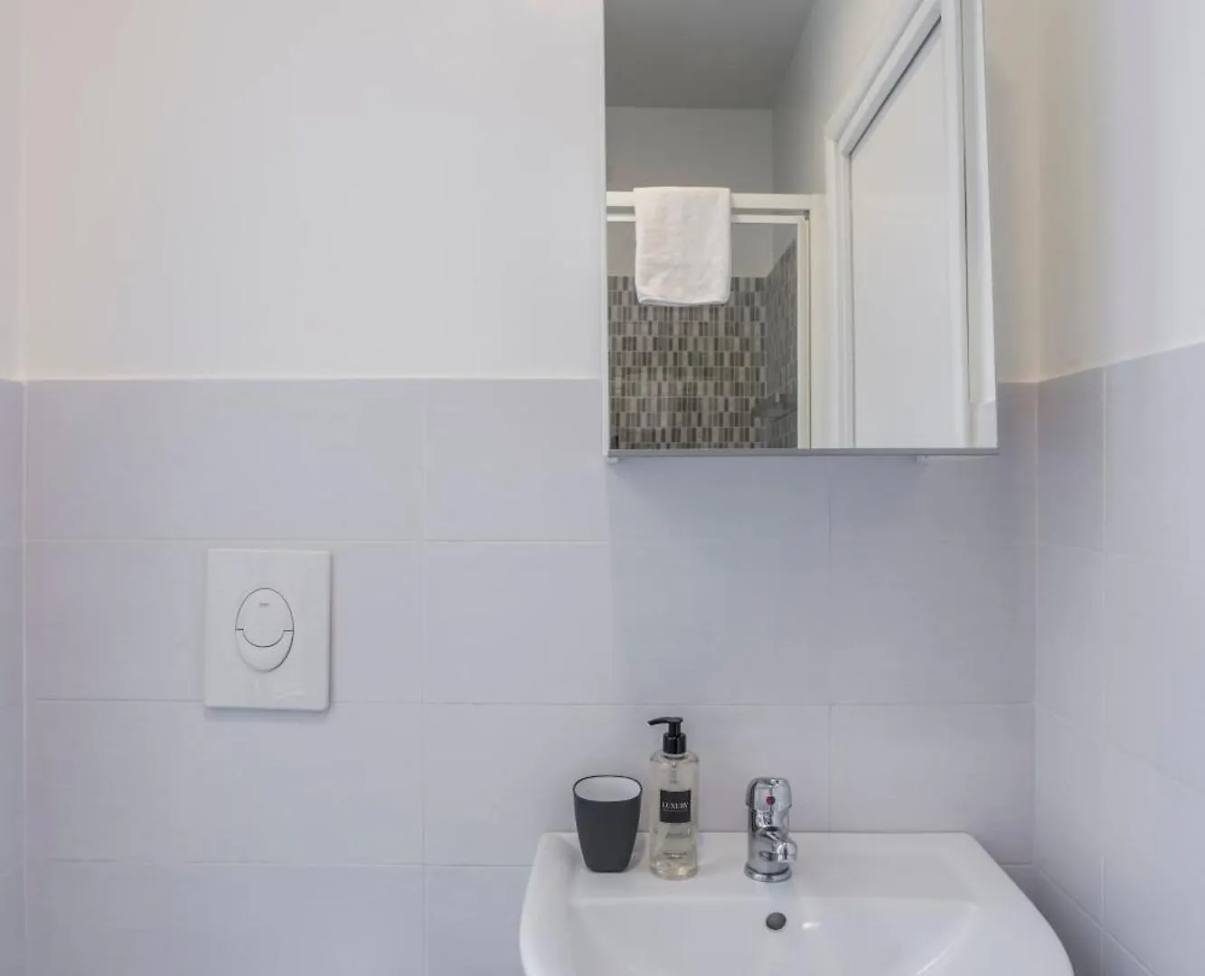 Gilda Apartment New Elegant Apartment In Termini Rome 0*,  Italy